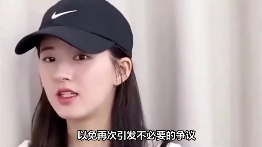 赵露思直播提及艺人高速倒车事件，网友热议艺人言行与社会责任